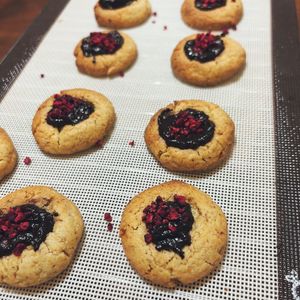 よしりんの作ってみた!投稿(濃厚チョコ入り！【米粉のガナッシュクッキー】)