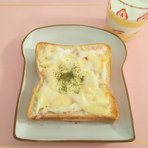 milkの作ってみた!投稿(オニオンベーコントースト。)