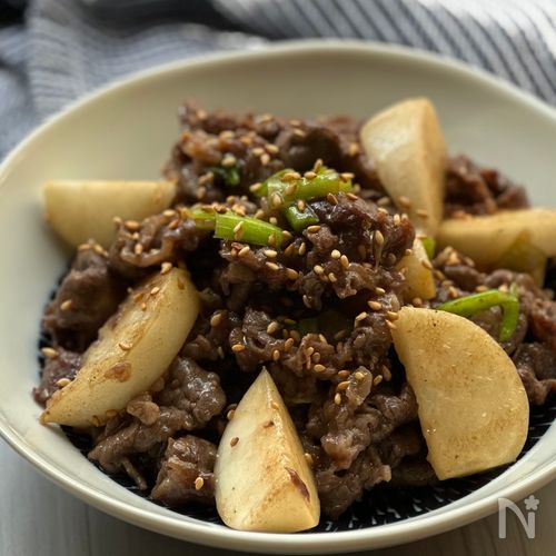 10分で満足おかず♪牛こま切れ肉とかぶのにんにく醤油炒め