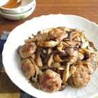 おうちで簡単イタリアン♪手作りサルシッチャときのこソテー