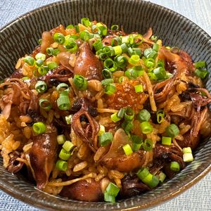 楽ラク手抜キッチン🐶🐾の作ってみた!投稿(牡蠣だし醤油で味が決まる！ほたるいかの旨だし炊き込みご飯)