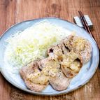 生姜焼き用の豚肉で作る「豚ロース肉のねぎ塩レモンだれ」