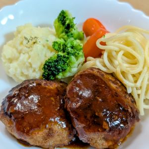 まゆのの作ってみた!投稿(ひと口サイズで食べやすい♩ミニハンバーグ)