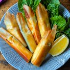 巻いて焼くだけ！【ズッキーニのパリパリスティック】