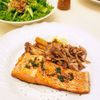 坂爪美秋の作ってみた!投稿(キノコたっぷり♥秋鮭のソテー、バターカレー風味)