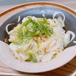 Natsukoの作ってみた!投稿(きゃべツナそうめんチャンプルー)