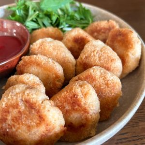 ヨシオカの作ってみた!投稿(さっくりふんわり♪子供も大好きおからと豆腐のツナナゲット♡)