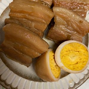 ようの作ってみた!投稿(【ほったらかしで簡単！】家族大絶賛の箸でほぐれるとろとろ角煮)
