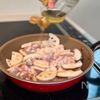 しいたけでうまみUP！10分で完成【甘辛鶏れんこん丼】の工程3