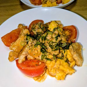 joe sanの作ってみた!投稿(ワンパン10分！【鶏むね肉とトマトのとろたま中華炒め】)