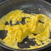 コリコリ食感がクセになる♪【きくらげと卵の中華風炒め】の工程2