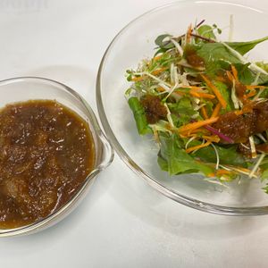 1052052の作ってみた!投稿(どんなサラダにも♡『簡単☆たまねぎドレッシング』肉や魚にも◎)