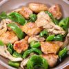 行列の定食屋さんの🍚鶏ピーマン舞茸の♪ぷりぷり甘酢炒め🤩の工程6