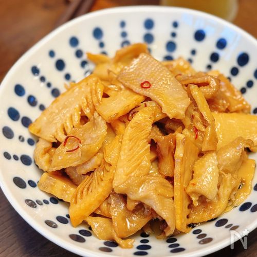 【鶏皮と筍のピリ辛煮】シャキッとぷるん♪ おつまみに最高！