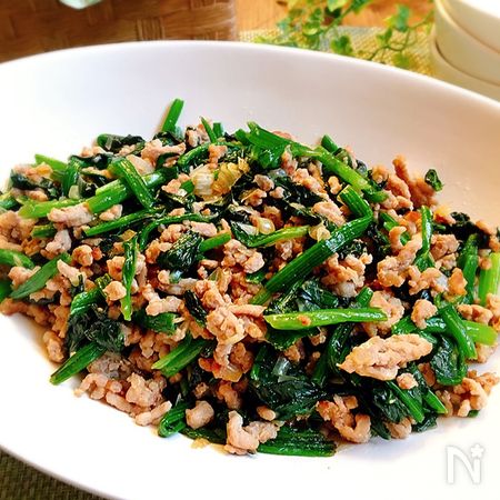 ほうれん草と豚ひき肉のオイスターソース ソテー By Chiko レシピサイト Nadia ナディア プロの料理家のおいしいレシピ