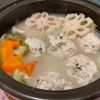 けいの作ってみた!投稿(シャキシャキ＆ふわふわ♩れんこん入りつくね鍋)