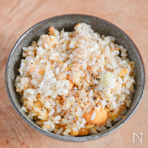 炊飯器にお任せ！卵の中華炊き込みごはん