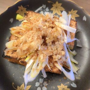 たりおの作ってみた!投稿(あと一品欲しいときに!食欲そそる【厚揚げのねぎ醤油がけ】)
