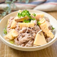 旬おかず♡【白だし香る♩たけのこと豚肉の旨煮】
