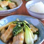 魚が劇的に美味しくなる♪「チンゲン菜と白身魚の黒酢炒め」