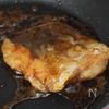 【冷めてもおいしい冬のごちそう】さわらのバター照り焼きの工程3