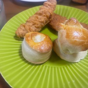 こむぎの作ってみた!投稿(ケンタッキー風♡ビスケットスコーン)