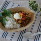 タケノコ入りドライカレー