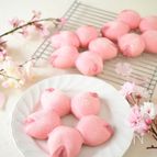 材料2つの鬼ラクいちごカスタードで、
桜ちぎりパン