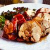 特別な日の一皿『ロールチキンの赤ワイン煮』