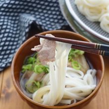 【家族ウケ抜群】豚肉と玉ねぎで作る絶品つけうどん