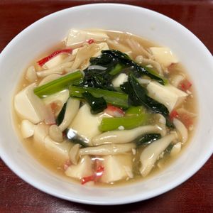 りんごの作ってみた!投稿(ワンパンで栄養満点◎【小松菜と豆腐とえのきの中華風あんかけ】)
