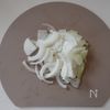 だしパックで簡単♪玉ねぎと油揚げの味噌汁の工程1