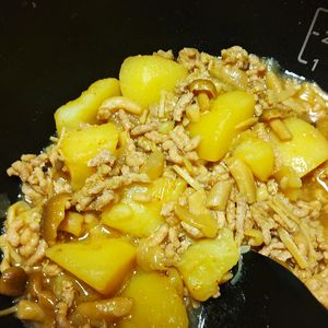 マルグリートの作ってみた!投稿(じゃがいもとえのきとひき肉のホクとろ煮)