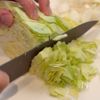 給食の大人気副菜【納豆ごま和え】の工程1
