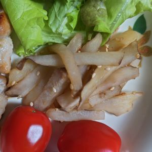RINAの作ってみた!投稿(菊芋のきんぴら【甘くない・糖質制限・糖質オフ・ダイエット】)
