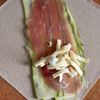 包んで焼くだけ！【ズッキーニのロール春巻き】の工程2