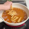 わらびと油揚げの煮物の工程4