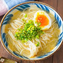 ひんやり塩そうめん【茹でて混ぜるだけ！そうめんアレンジ】