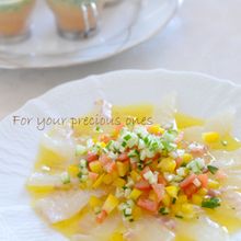 真鯛のカルパッチョ　彩り野菜とオレンジのドレッシング