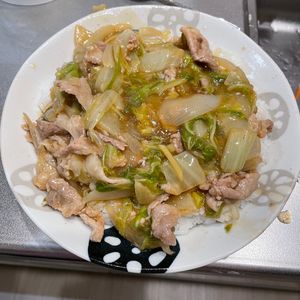 1169387の作ってみた!投稿(【豚こま白菜の無水中華丼】白菜1/4玉ペロリと消費♡!!)