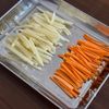 シャキうま！【じゃがいもとにんじんのソースきんぴら】の下準備