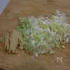 【ゴマみそ春雨もやし鍋】コクうま濃厚な味わい！の工程1