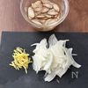 ご飯がすすむ♪【牛ごぼうのしぐれ煮】お弁当にも◎の工程1
