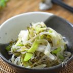 おつまみに♪塩昆布だけで味が決まる！糸こんとネギの塩昆布炒め
