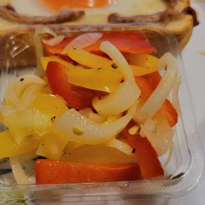 miyucyannの作ってみた!投稿(【レンジで簡単♪パプリカのマリネ】食卓を彩るスピード副菜)