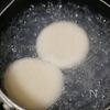 皮ごと。だいこんおろしのおもちの工程2