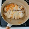 【白米泥棒】鶏むね肉のマスタードケチャップ煮｜しっとり柔らかの工程2