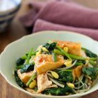 厚揚げと豆もやしとほうれん草のピリ辛ナムル