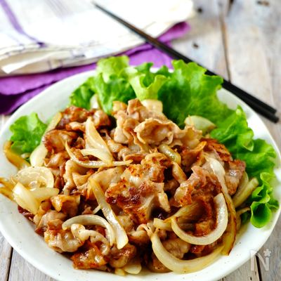 豚肉と玉ねぎのポン酢炒め【調味料1つ・簡単】