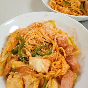ゆみの作ってみた!投稿(焼きそばナポリタン風)